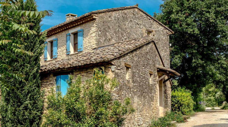 Chambre d'hôtes n°84G1040 à Gordes Vaucluse