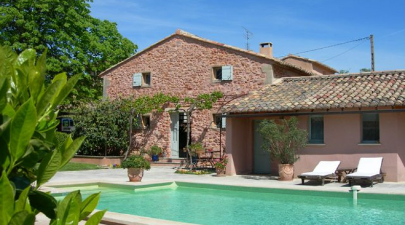Chambre d'hôtes n°84G1201 à Gordes Vaucluse