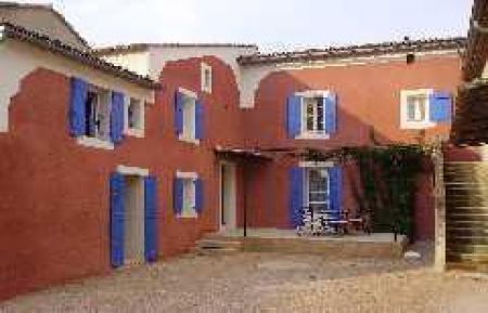 G&icirc;te n&deg;84G2651 Entrechaux - Vaucluse - photo