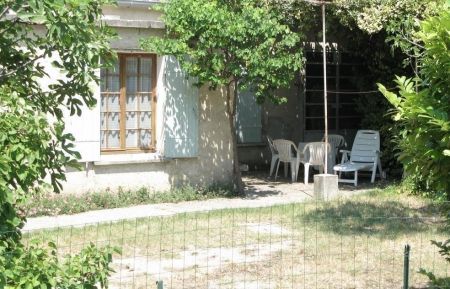 G&icirc;te n&deg;84G3721 Malemort-du-Comtat - Vaucluse - photo