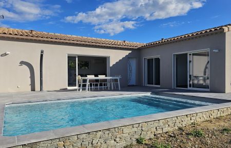 G&icirc;te n&deg;84G4361 Mondragon - Vaucluse - photo