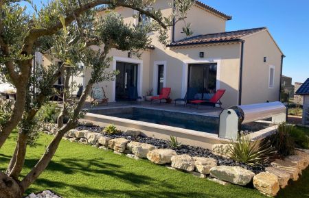 G&icirc;te n&deg;84G3544 Mod&egrave;ne - Vaucluse - photo
