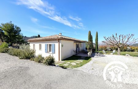 G&icirc;te n&deg;84G3624 Venasque - Vaucluse - photo
