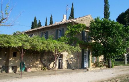 G&icirc;te n&deg;84G2802 S&eacute;rignan-du-Comtat - Vaucluse - photo