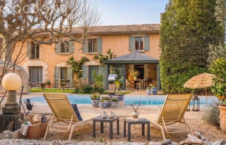 G&icirc;te n&deg;84G2942 Le Thor - Vaucluse - photo