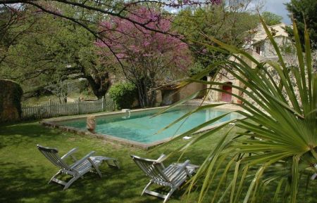 G&icirc;te de groupe n&deg;84G3058 Cadenet - Vaucluse - Piscine