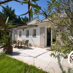 gite - La Maison blanche - ROBION - Vaucluse