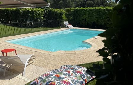 G&icirc;te n&deg;84G3649 Mondragon - Vaucluse - photo