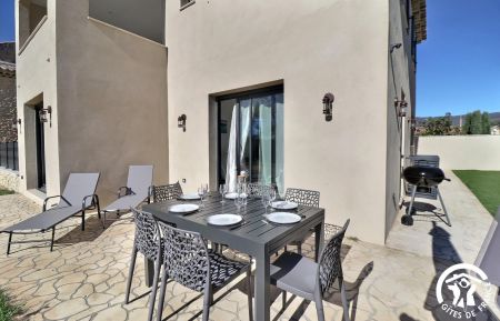 G&icirc;te n&deg;84G3712 Sannes - Vaucluse - photo