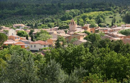 Chambre d'h&ocirc;tes n&deg;84G1543 Flassan - Vaucluse - A 2 km du village de Flassan, petit village typiquement proven&ccedil;al